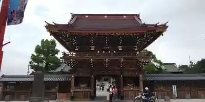 西新井大師総持寺の山門・神門