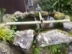 藁園神社の手水