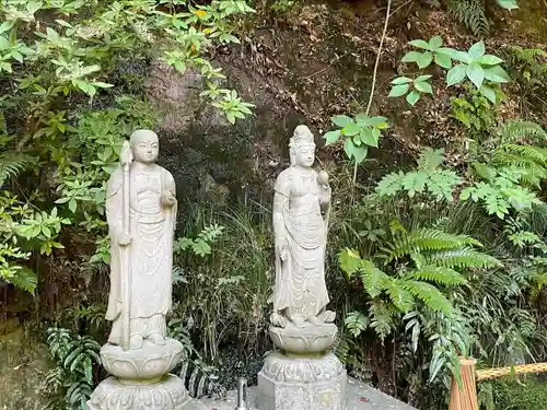 明王院（満願寺別院）の仏像