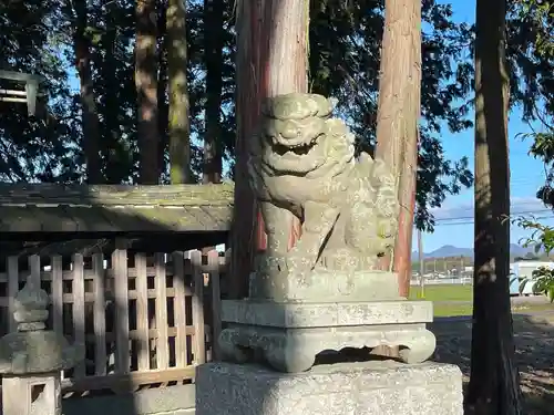 王地神社の狛犬