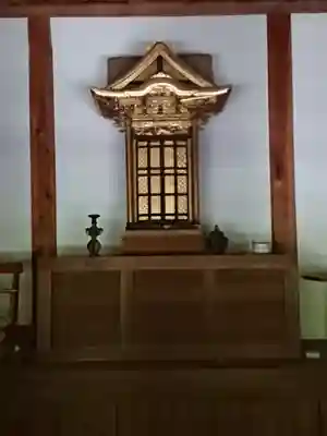 願王尊の本殿・本堂