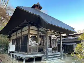 大湯薬師堂の本殿・本堂