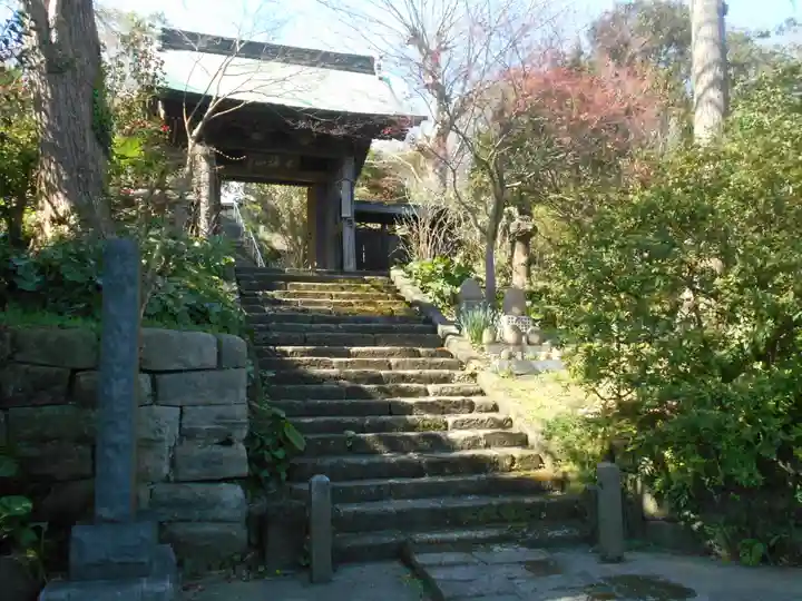 新善光寺の山門・神門