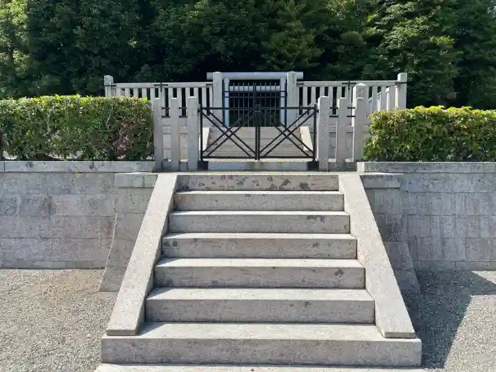 天武天皇・持統天皇陵(檜隈大内陵)(奈良県)