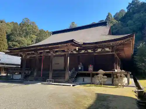 西明寺の本殿