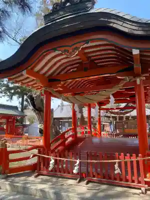 生島足島神社の{uncategorized: "未分類", other: "その他", undefined: "問題あり", building: "その他建物", grave: "お墓", sacred_gate: "鳥居", guardian: "狛犬", statue: "像", buddha: "仏像", history: "歴史", nature: "自然", garden: "庭園", animal: "動物", pagoda: "塔", temizu: "手水舎", mountain_gate: "山門・神門", sanctuary: "本殿・本堂", subordinate: "末社・摂社", art: "芸術", scenery: "景色", jizo: "地蔵", ema: "絵馬", goshuin: "御朱印", omikuji: "おみくじ", items: "授与品その他", amulet: "お守り", goshuincho: "御朱印帳", eats: "食事", festival: "お祭り", votive_dance: "神楽", shichigosan: "七五三参", wedding: "結婚式", experience: "体験その他", initially: "初詣", around: "周辺", anti_infection: "感染症対策"}
