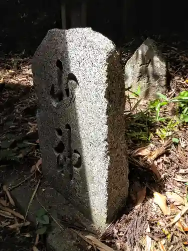 熊野神社の末社