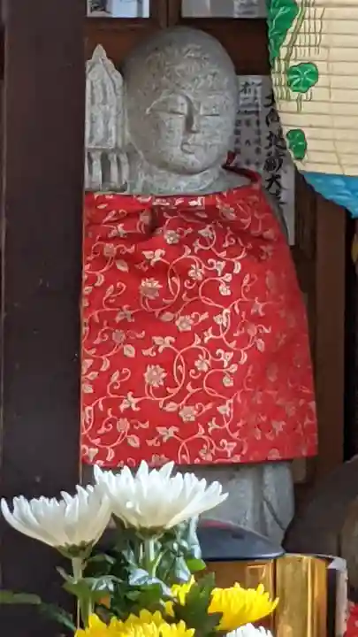 名古屋教会の地蔵