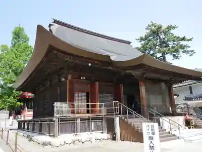 高幡不動尊 金剛寺の本殿・本堂