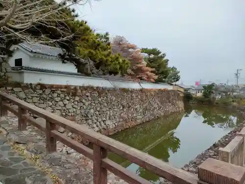 護国神社の周辺