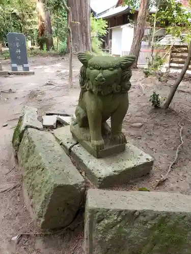 鶴峯八幡宮の狛犬