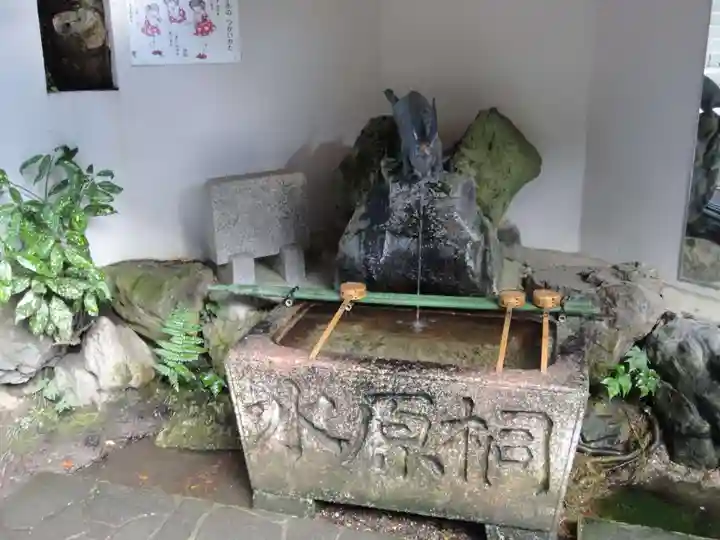 宇治神社の手水舎