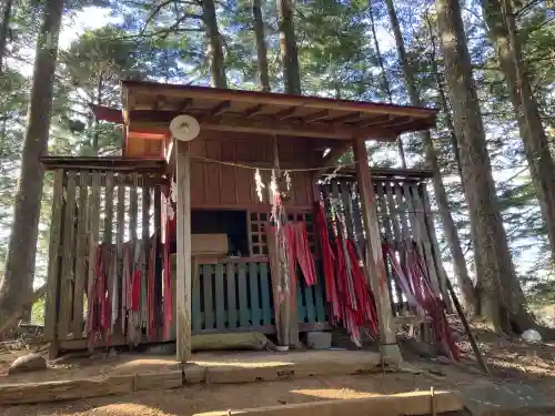 和久稲荷神社の{uncategorized: "未分類", other: "その他", undefined: "問題あり", building: "その他建物", grave: "お墓", sacred_gate: "鳥居", guardian: "狛犬", statue: "像", buddha: "仏像", history: "歴史", nature: "自然", garden: "庭園", animal: "動物", pagoda: "塔", temizu: "手水舎", mountain_gate: "山門・神門", sanctuary: "本殿・本堂", subordinate: "末社・摂社", art: "芸術", scenery: "景色", jizo: "地蔵", ema: "絵馬", goshuin: "御朱印", omikuji: "おみくじ", items: "授与品その他", amulet: "お守り", goshuincho: "御朱印帳", eats: "食事", festival: "お祭り", votive_dance: "神楽", shichigosan: "七五三参", wedding: "結婚式", experience: "体験その他", initially: "初詣", around: "周辺", anti_infection: "感染症対策"}