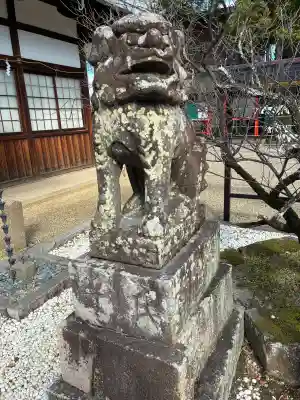 片埜神社の{uncategorized: "未分類", other: "その他", undefined: "問題あり", building: "その他建物", grave: "お墓", sacred_gate: "鳥居", guardian: "狛犬", statue: "像", buddha: "仏像", history: "歴史", nature: "自然", garden: "庭園", animal: "動物", pagoda: "塔", temizu: "手水舎", mountain_gate: "山門・神門", sanctuary: "本殿・本堂", subordinate: "末社・摂社", art: "芸術", scenery: "景色", jizo: "地蔵", ema: "絵馬", goshuin: "御朱印", omikuji: "おみくじ", items: "授与品その他", amulet: "お守り", goshuincho: "御朱印帳", eats: "食事", festival: "お祭り", votive_dance: "神楽", shichigosan: "七五三参", wedding: "結婚式", experience: "体験その他", initially: "初詣", around: "周辺", anti_infection: "感染症対策"}
