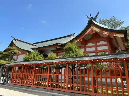 紅葉八幡宮の{uncategorized: "未分類", other: "その他", undefined: "問題あり", building: "その他建物", grave: "お墓", sacred_gate: "鳥居", guardian: "狛犬", statue: "像", buddha: "仏像", history: "歴史", nature: "自然", garden: "庭園", animal: "動物", pagoda: "塔", temizu: "手水舎", mountain_gate: "山門・神門", sanctuary: "本殿・本堂", subordinate: "末社・摂社", art: "芸術", scenery: "景色", jizo: "地蔵", ema: "絵馬", goshuin: "御朱印", omikuji: "おみくじ", items: "授与品その他", amulet: "お守り", goshuincho: "御朱印帳", eats: "食事", festival: "お祭り", votive_dance: "神楽", shichigosan: "七五三参", wedding: "結婚式", experience: "体験その他", initially: "初詣", around: "周辺", anti_infection: "感染症対策"}