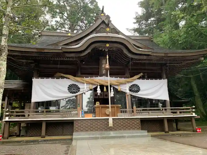 西寒多神社の本殿・本堂