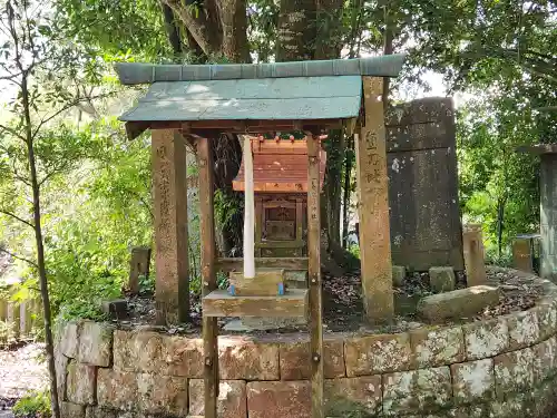 木梨神社の末社