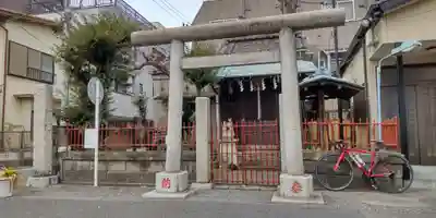 御嶽稲荷神社の鳥居