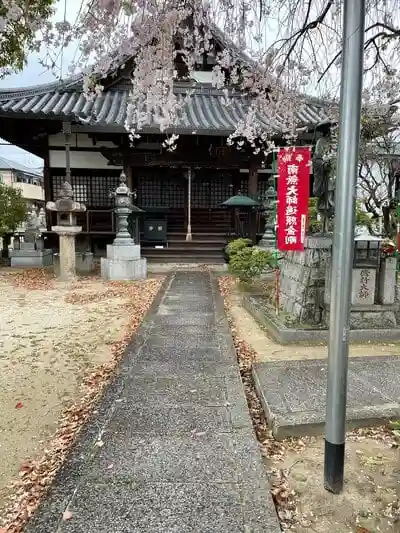 常福寺の本殿