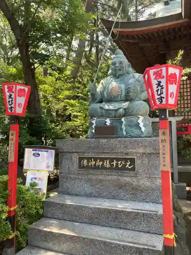 平塚三嶋神社の像