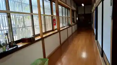 高野寺の本殿・本堂