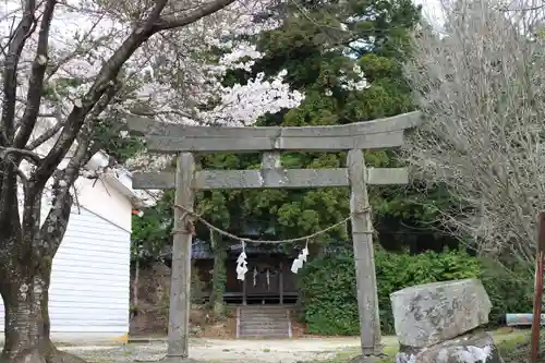 八幡宮の鳥居