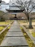 興聖寺の{uncategorized: "未分類", other: "その他", undefined: "問題あり", building: "その他建物", grave: "お墓", sacred_gate: "鳥居", guardian: "狛犬", statue: "像", buddha: "仏像", history: "歴史", nature: "自然", garden: "庭園", animal: "動物", pagoda: "塔", temizu: "手水舎", mountain_gate: "山門・神門", sanctuary: "本殿・本堂", subordinate: "末社・摂社", art: "芸術", scenery: "景色", jizo: "地蔵", ema: "絵馬", goshuin: "御朱印", omikuji: "おみくじ", items: "授与品その他", amulet: "お守り", goshuincho: "御朱印帳", eats: "食事", festival: "お祭り", votive_dance: "神楽", shichigosan: "七五三参", wedding: "結婚式", experience: "体験その他", initially: "初詣", around: "周辺", anti_infection: "感染症対策"}