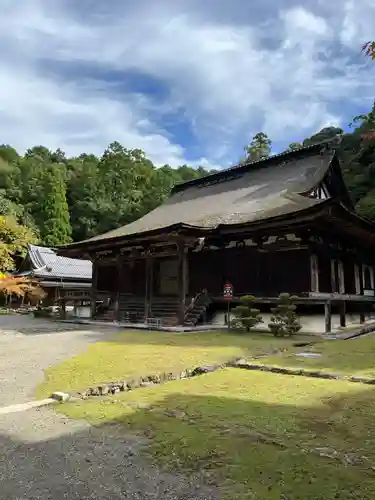 西明寺の本殿