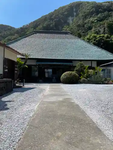 大聖院(高塚不動尊)の本殿・本堂