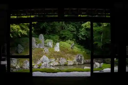 漢陽寺の庭園