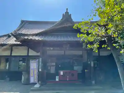 千葉寺の本殿・本堂