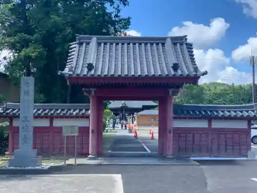 長福寿寺の山門