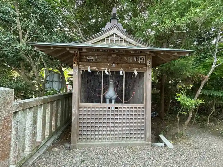 大洗磯前神社の{uncategorized: "未分類", other: "その他", undefined: "問題あり", building: "その他建物", grave: "お墓", sacred_gate: "鳥居", guardian: "狛犬", statue: "像", buddha: "仏像", history: "歴史", nature: "自然", garden: "庭園", animal: "動物", pagoda: "塔", temizu: "手水舎", mountain_gate: "山門・神門", sanctuary: "本殿・本堂", subordinate: "末社・摂社", art: "芸術", scenery: "景色", jizo: "地蔵", ema: "絵馬", goshuin: "御朱印", omikuji: "おみくじ", items: "授与品その他", amulet: "お守り", goshuincho: "御朱印帳", eats: "食事", festival: "お祭り", votive_dance: "神楽", shichigosan: "七五三参", wedding: "結婚式", experience: "体験その他", initially: "初詣", around: "周辺", anti_infection: "感染症対策"}