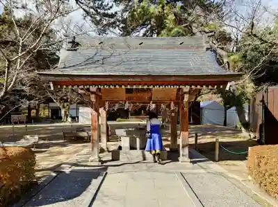 武田神社の手水舎