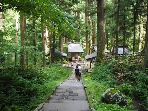 出羽神社(出羽三山神社)～三神合祭殿～のその他建物