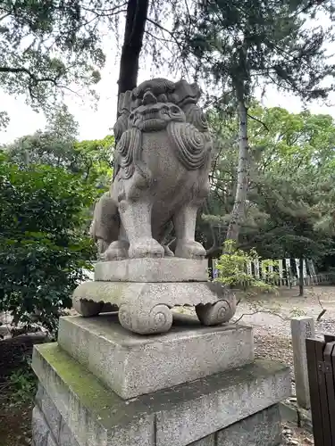 和歌山縣護國神社の狛犬