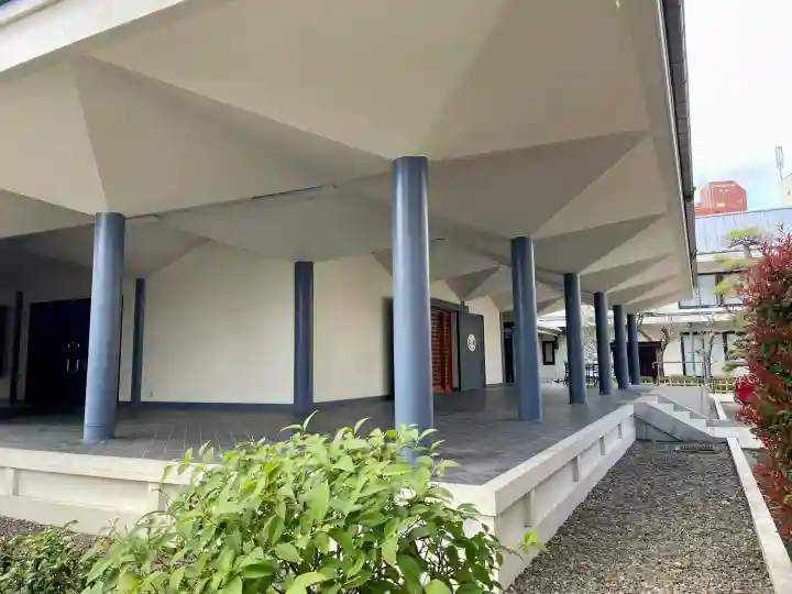 蓮華寺の{uncategorized: "未分類", other: "その他", undefined: "問題あり", building: "その他建物", grave: "お墓", sacred_gate: "鳥居", guardian: "狛犬", statue: "像", buddha: "仏像", history: "歴史", nature: "自然", garden: "庭園", animal: "動物", pagoda: "塔", temizu: "手水舎", mountain_gate: "山門・神門", sanctuary: "本殿・本堂", subordinate: "末社・摂社", art: "芸術", scenery: "景色", jizo: "地蔵", ema: "絵馬", goshuin: "御朱印", omikuji: "おみくじ", items: "授与品その他", amulet: "お守り", goshuincho: "御朱印帳", eats: "食事", festival: "お祭り", votive_dance: "神楽", shichigosan: "七五三参", wedding: "結婚式", experience: "体験その他", initially: "初詣", around: "周辺", anti_infection: "感染症対策"}