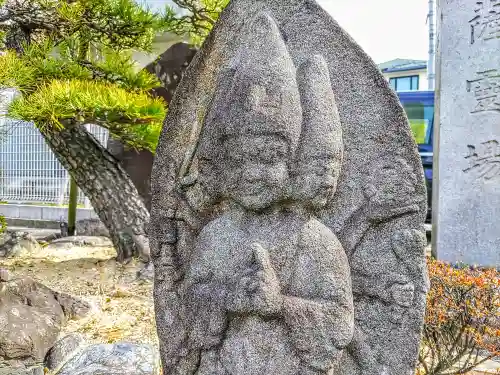 陽岳寺の仏像