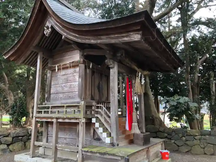 新宮神社の本殿・本堂