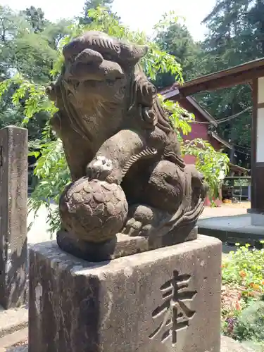 宇都母知神社の狛犬