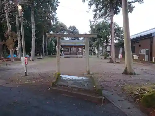 白鬚神社の鳥居