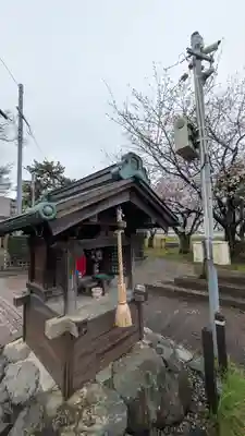 龍王宮秀郷社（橋守神社）(滋賀県)