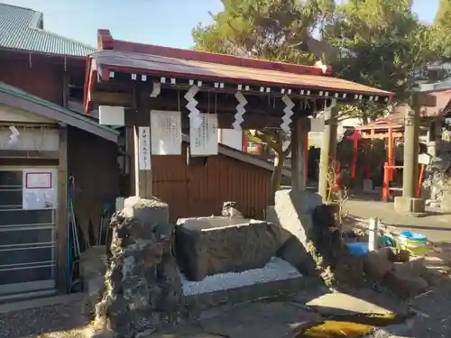 子之神社の手水舎