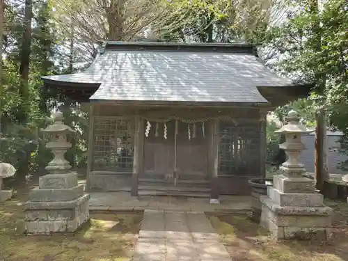 八幡神社の本殿・本堂