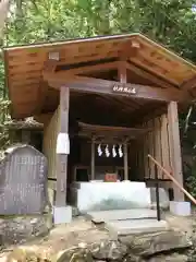 宝登山神社の末社