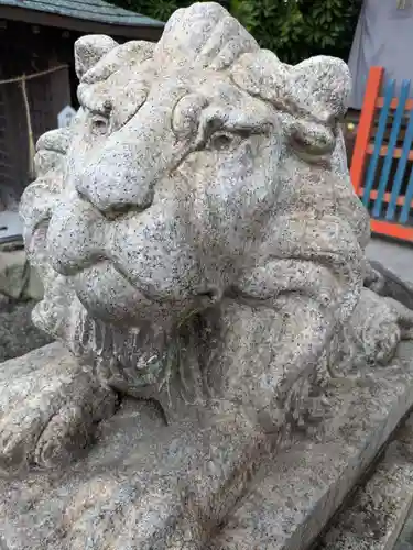 中津瀬神社の狛犬