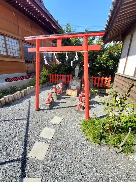 於菊稲荷神社の末社・摂社