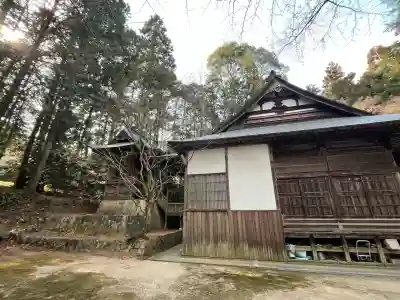 杉森神社の{uncategorized: "未分類", other: "その他", undefined: "問題あり", building: "その他建物", grave: "お墓", sacred_gate: "鳥居", guardian: "狛犬", statue: "像", buddha: "仏像", history: "歴史", nature: "自然", garden: "庭園", animal: "動物", pagoda: "塔", temizu: "手水舎", mountain_gate: "山門・神門", sanctuary: "本殿・本堂", subordinate: "末社・摂社", art: "芸術", scenery: "景色", jizo: "地蔵", ema: "絵馬", goshuin: "御朱印", omikuji: "おみくじ", items: "授与品その他", amulet: "お守り", goshuincho: "御朱印帳", eats: "食事", festival: "お祭り", votive_dance: "神楽", shichigosan: "七五三参", wedding: "結婚式", experience: "体験その他", initially: "初詣", around: "周辺", anti_infection: "感染症対策"}