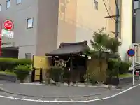 稲荷神社の{uncategorized: "未分類", other: "その他", undefined: "問題あり", building: "その他建物", grave: "お墓", sacred_gate: "鳥居", guardian: "狛犬", statue: "像", buddha: "仏像", history: "歴史", nature: "自然", garden: "庭園", animal: "動物", pagoda: "塔", temizu: "手水舎", mountain_gate: "山門・神門", sanctuary: "本殿・本堂", subordinate: "末社・摂社", art: "芸術", scenery: "景色", jizo: "地蔵", ema: "絵馬", goshuin: "御朱印", omikuji: "おみくじ", items: "授与品その他", amulet: "お守り", goshuincho: "御朱印帳", eats: "食事", festival: "お祭り", votive_dance: "神楽", shichigosan: "七五三参", wedding: "結婚式", experience: "体験その他", initially: "初詣", around: "周辺", anti_infection: "感染症対策"}