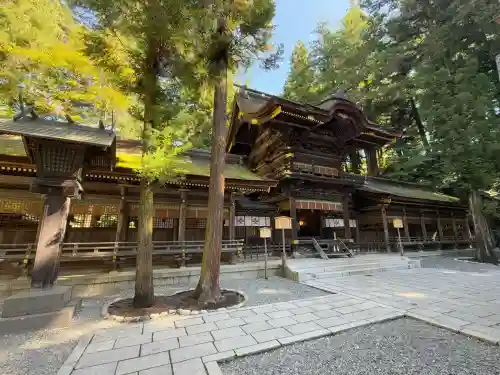 諏訪大社下社春宮(長野県)